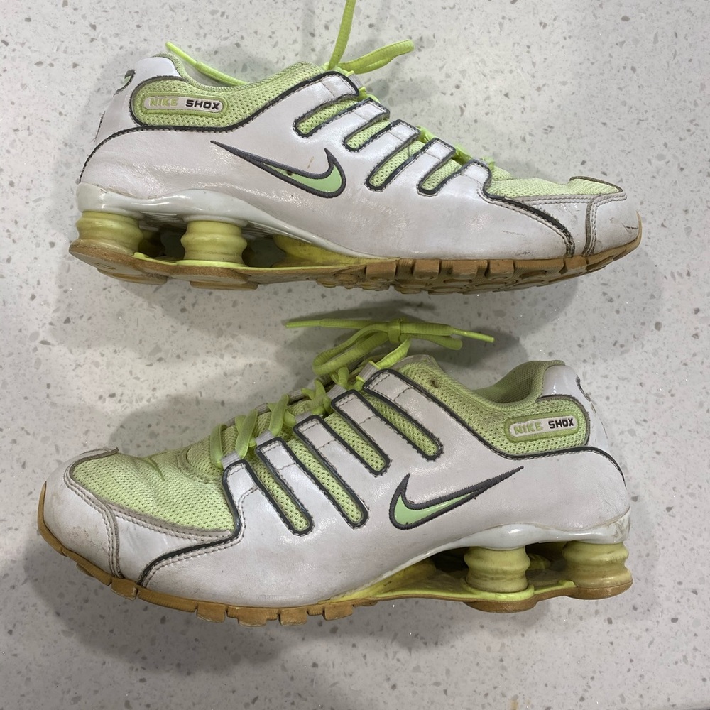 Lime green women’s Nike shox
